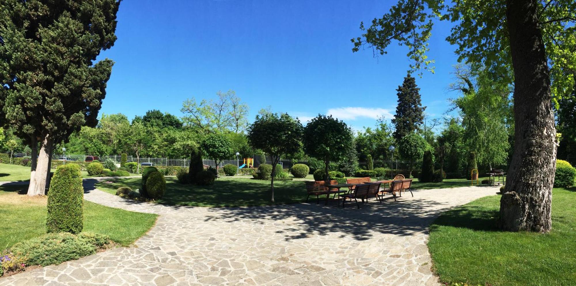 Varna Garden View Apartment Dış mekan fotoğraf